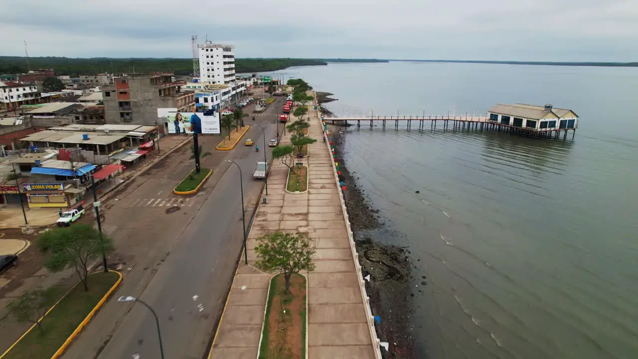 The malecón of Machala Ecuador