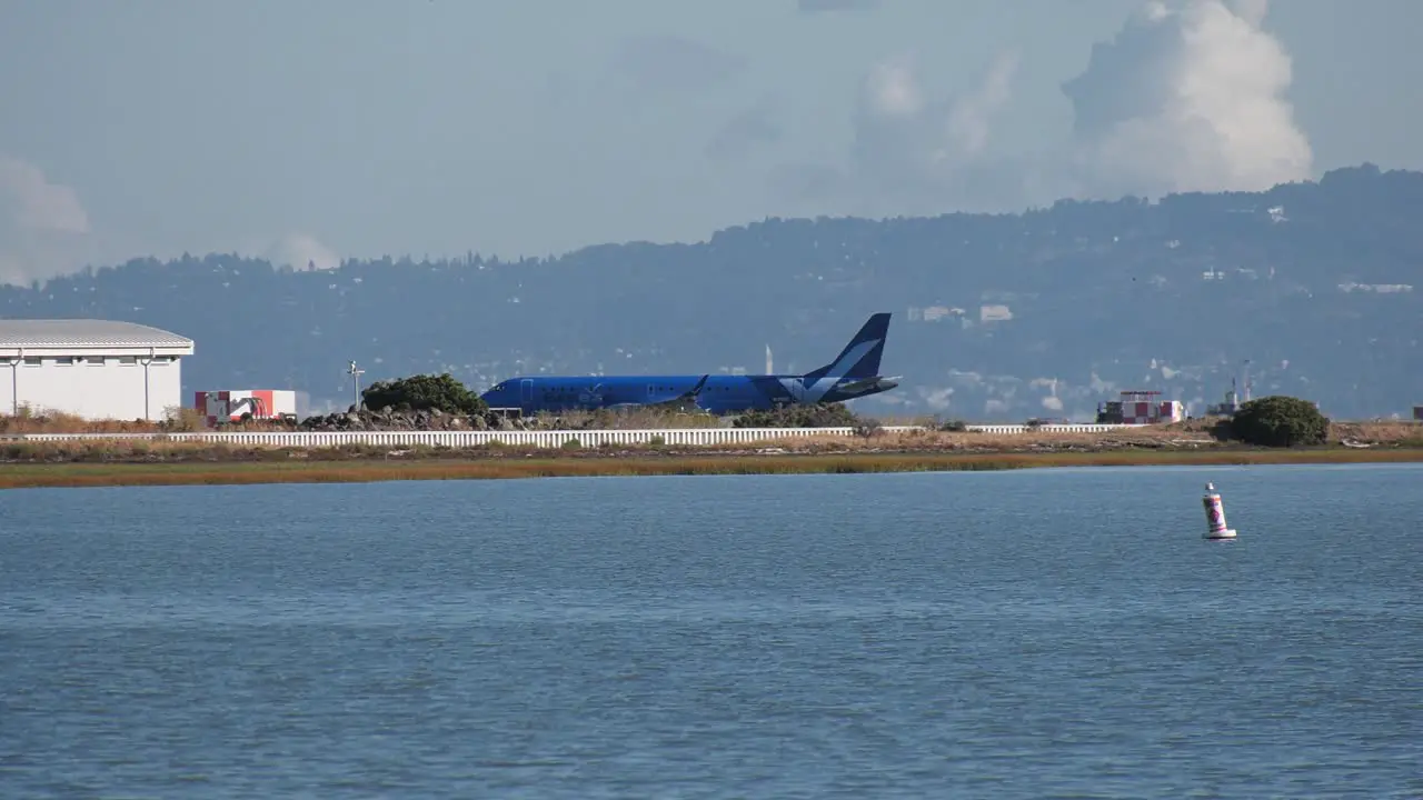 Breeze airways by JetBlue landing at airport