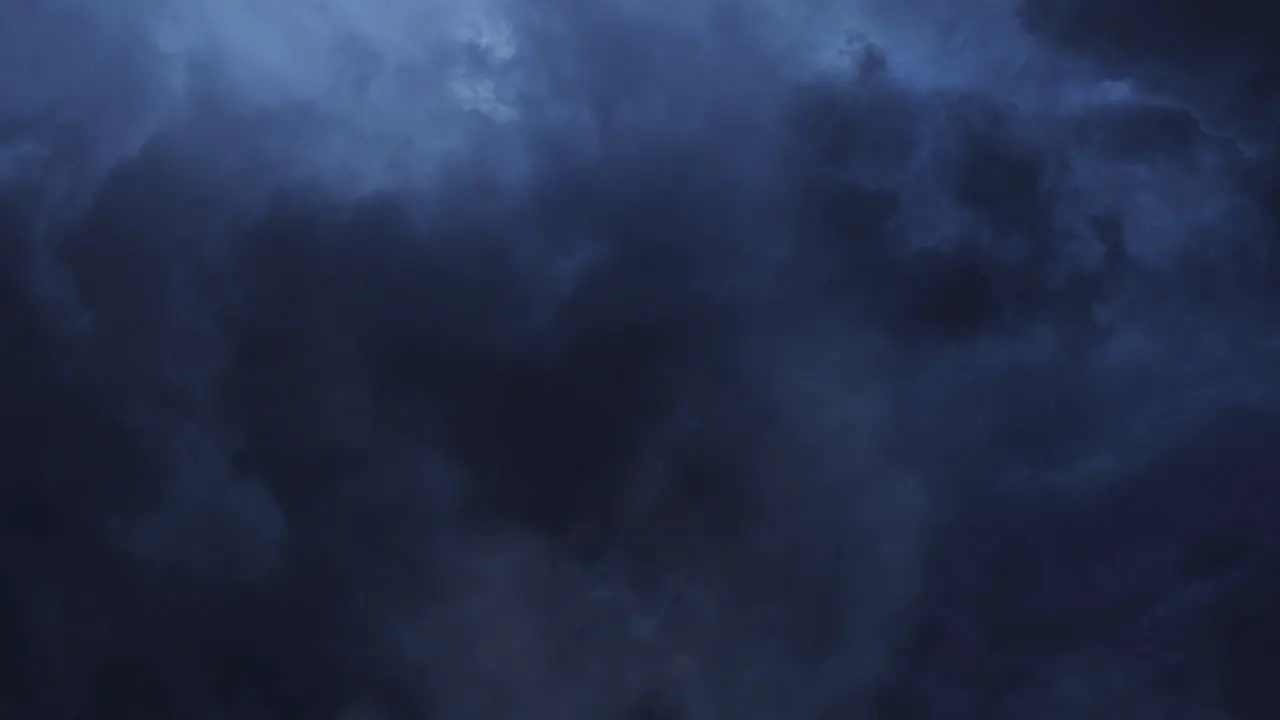 timelapse dark sky and thunderstorm before it rains thunderstorm