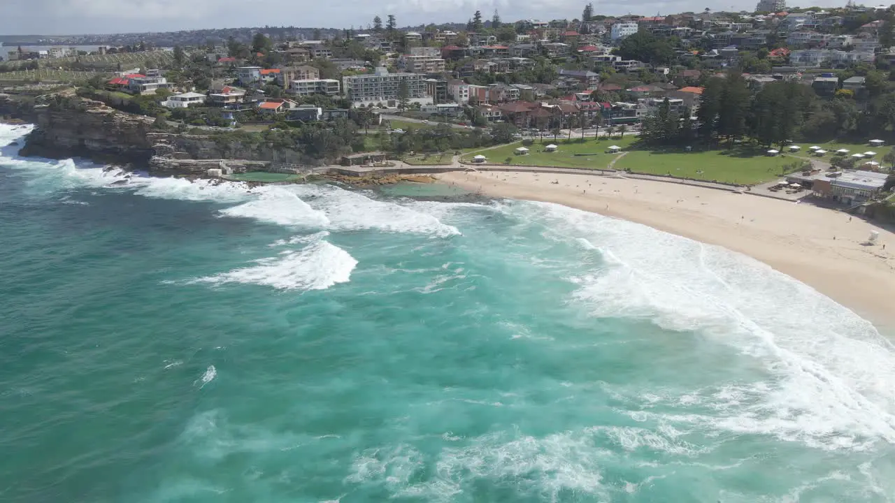 Bronte Beach With Bronte Baths Ocean Pool In Summer