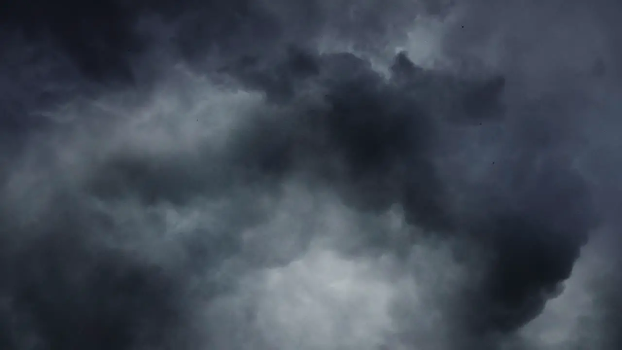 thundestorms Storm Clouds And Lightning Bolts