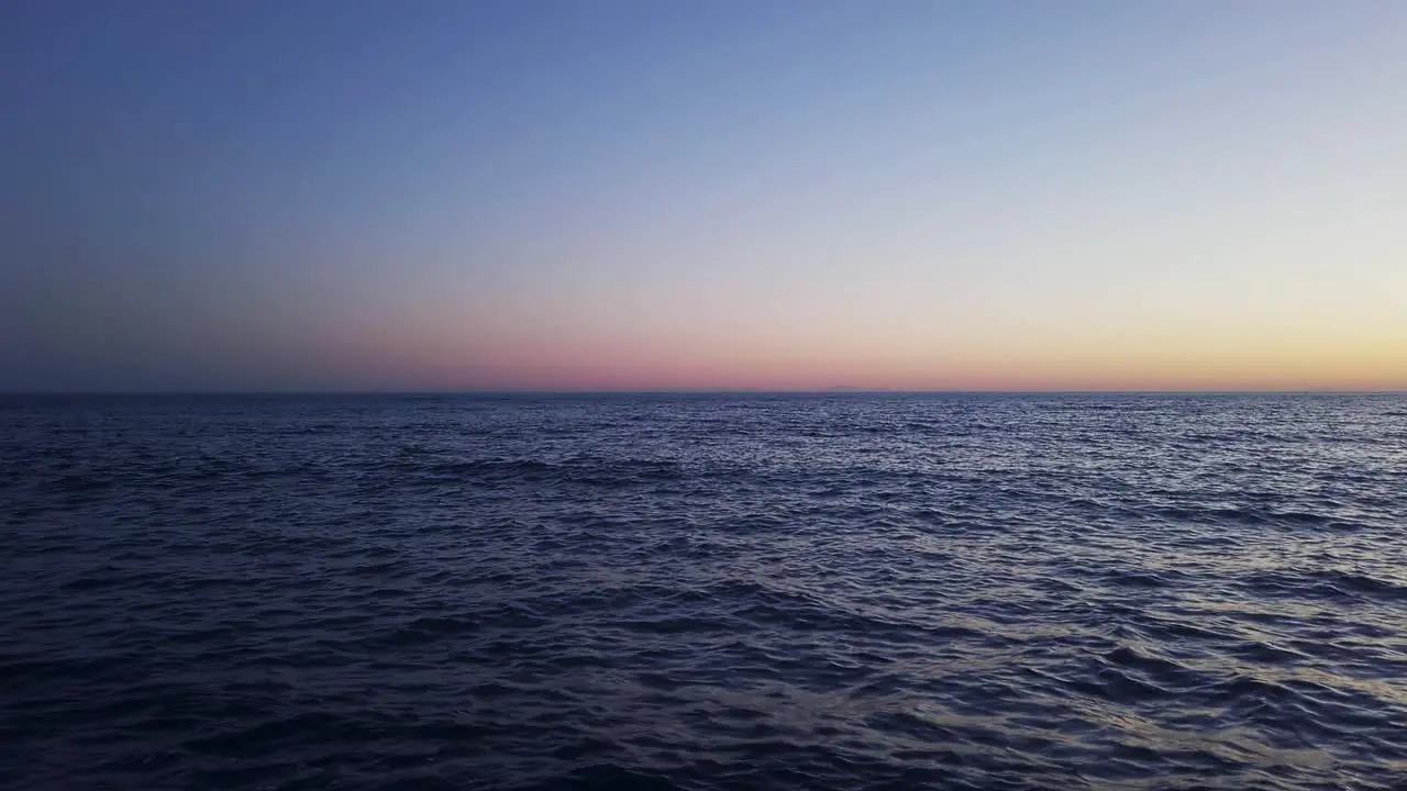 Ocean waves LOOP during sunset