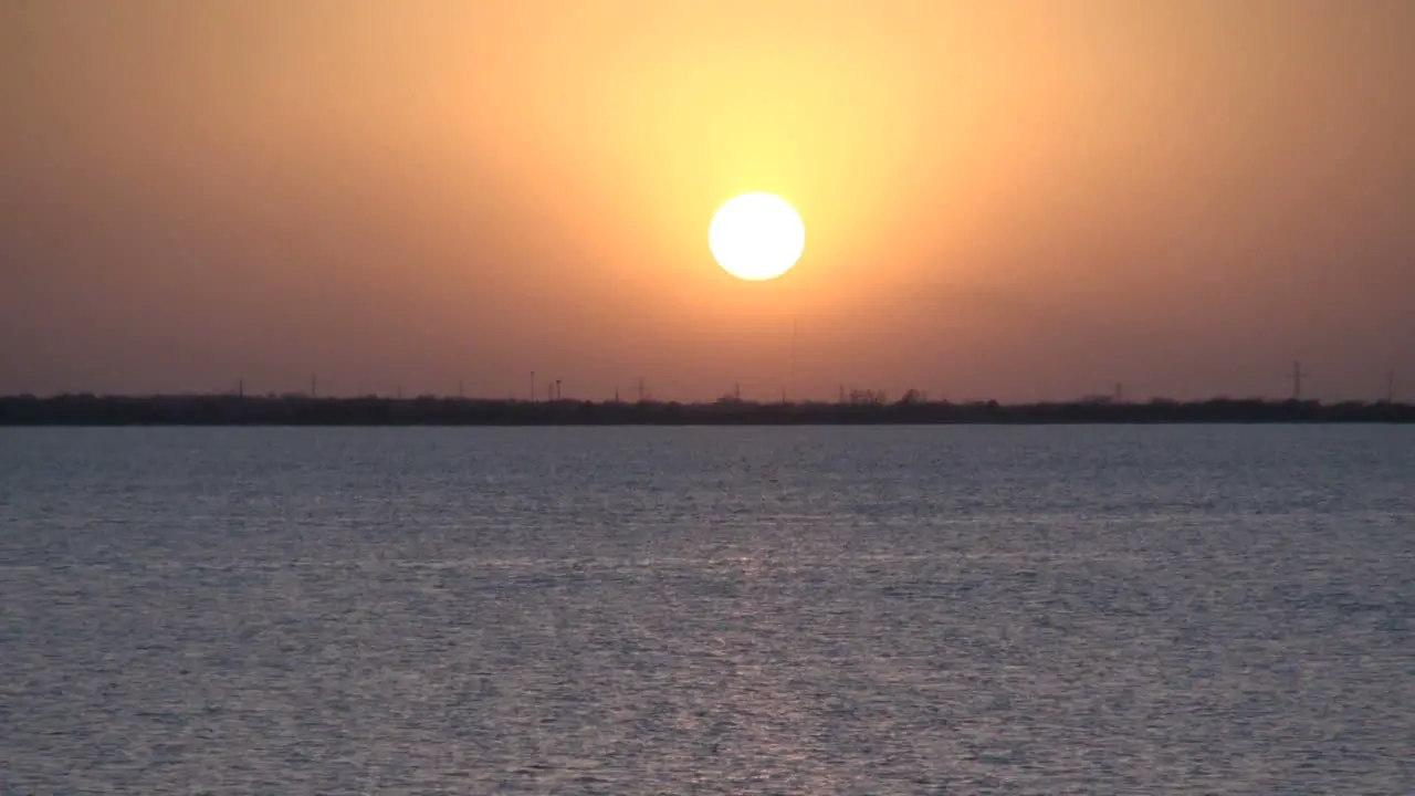 Setting sun time lapse s