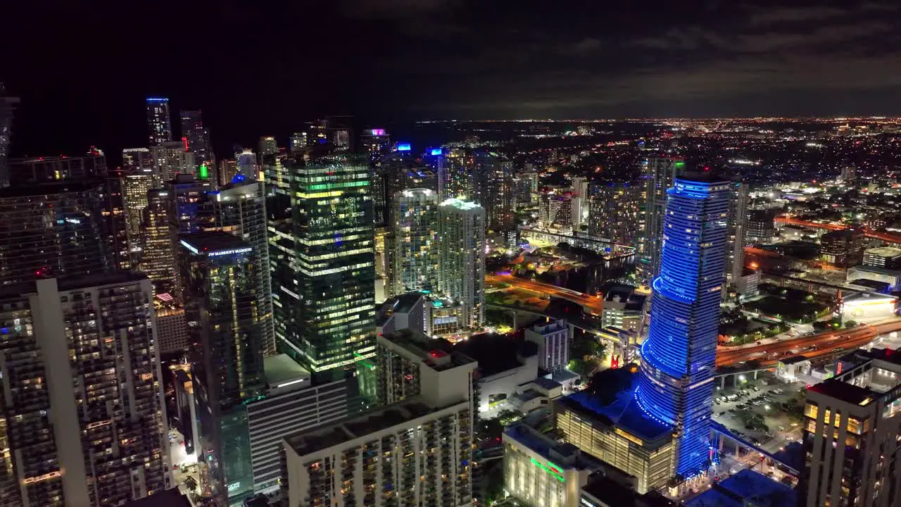 Aerial footage ob skyscrapers in Downtown Miami