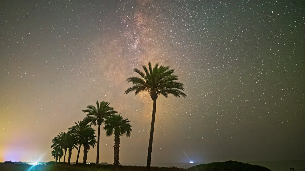 Milky way in the sky timelapse