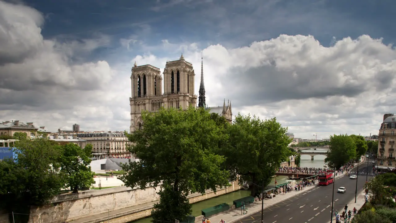 Notre Dame 00