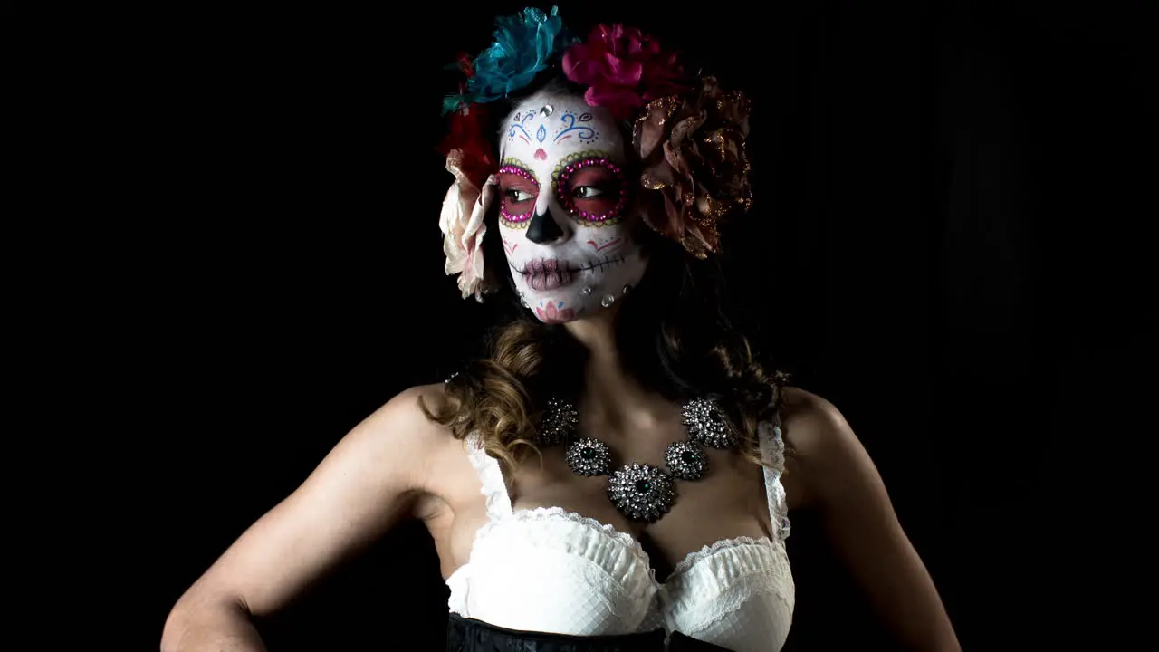 Woman Muertos 4K 09