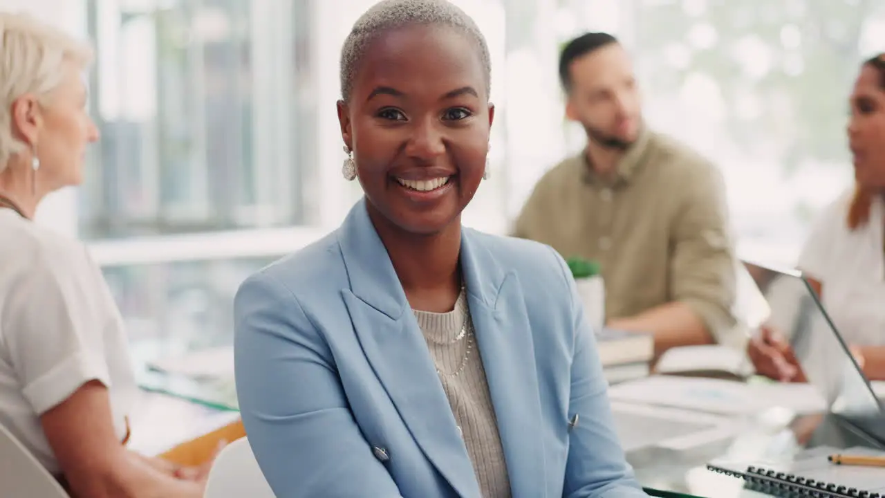 Face black woman and business people in meeting