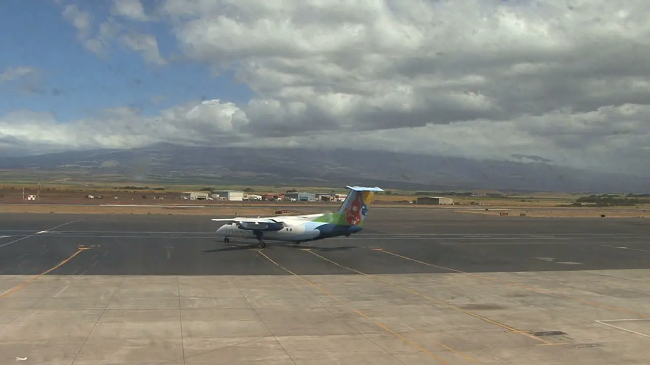 Maui Island airplane taxis