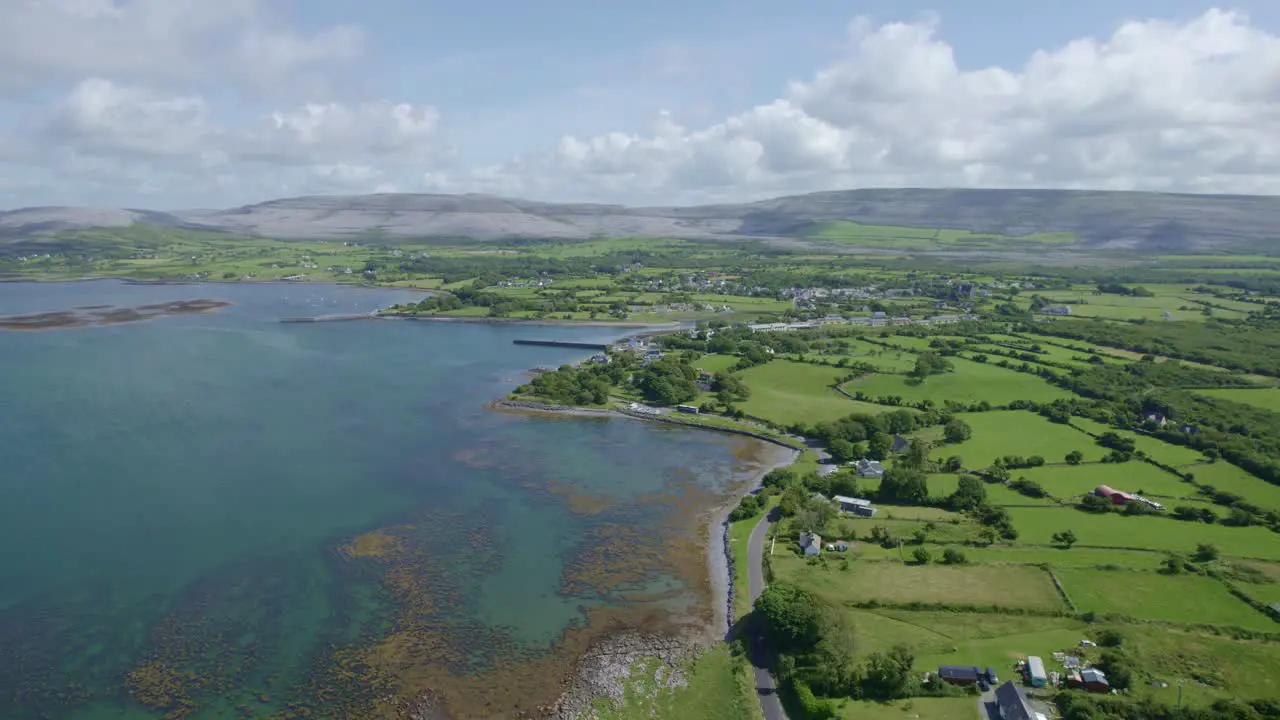 Stunning costal drive along the Atlantic Way near Doolin