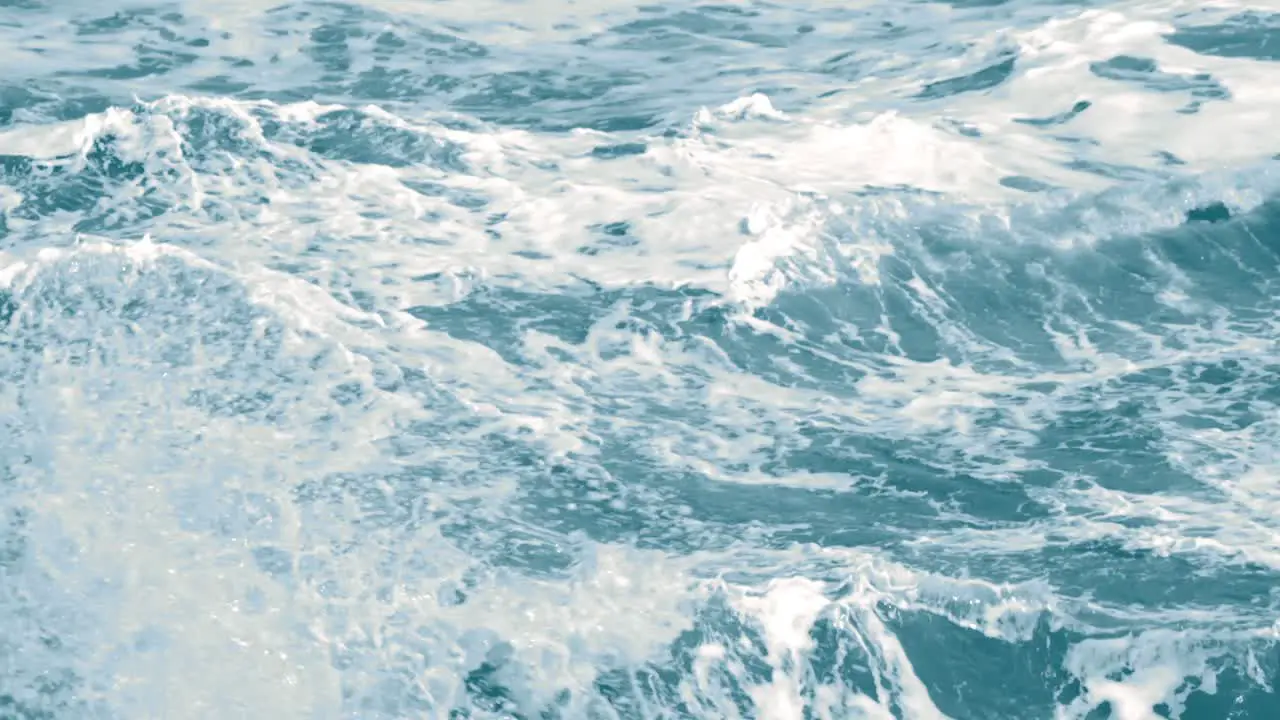 Ocean Waves Slow Motion