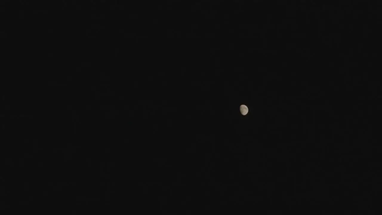 Moon Timelapse no light pollution