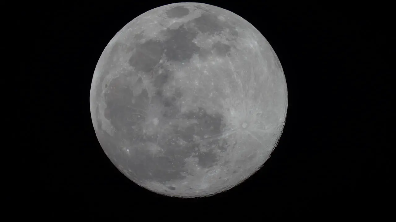 The full super moon in amazing detail crosses the screen in this epic time lapse