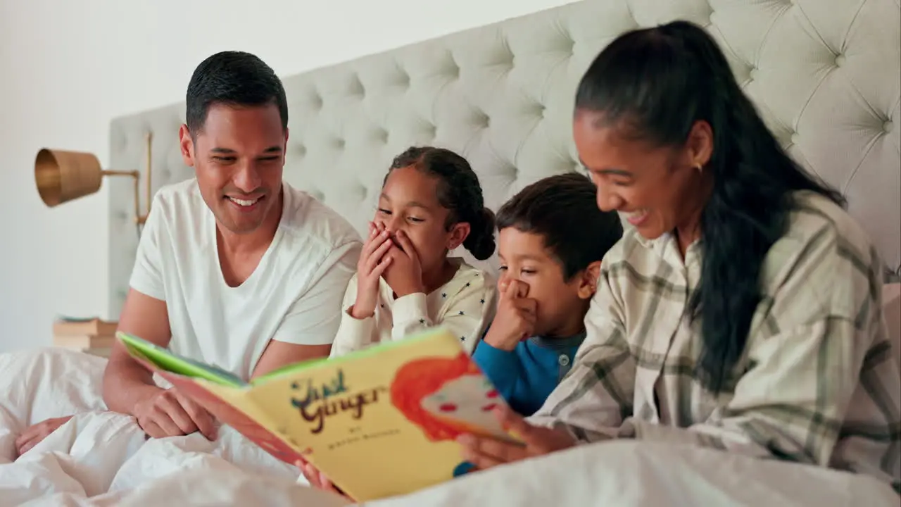 Book parents and children laughing in bedroom