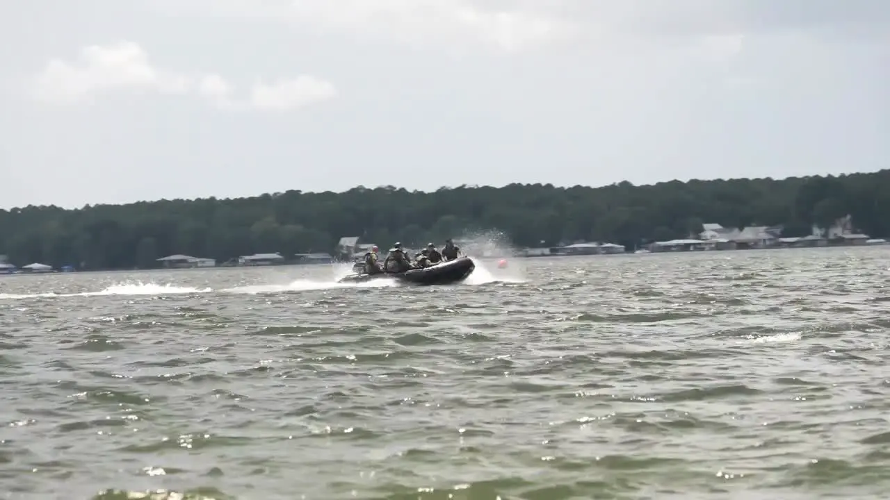 Florida National Guard Soldiers Helocast In Kingsley Lake From A Ch47 Chinook Helicopter At Camp Blanding 3