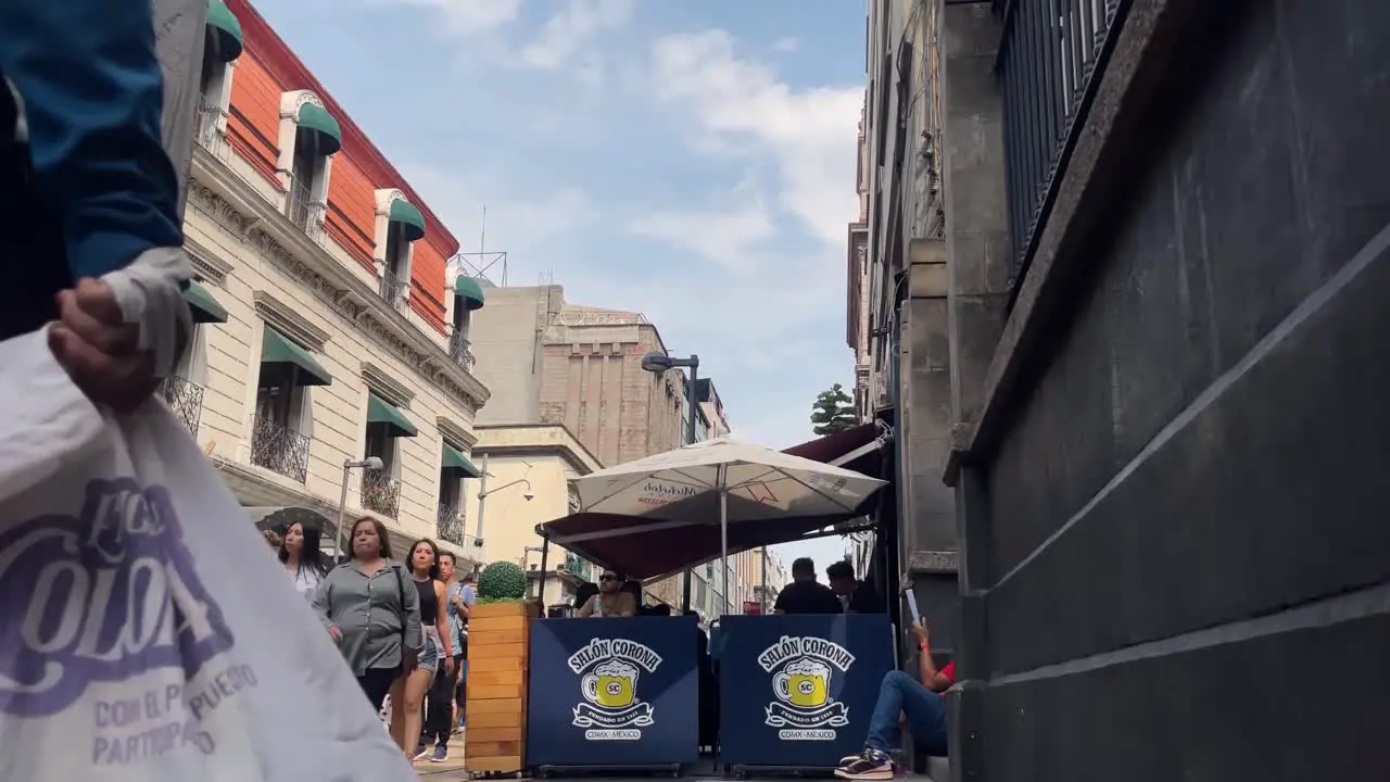 Walk timelapse mexicans by Madero street