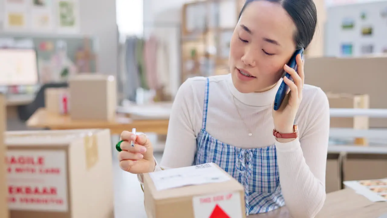 Ecommerce Asian woman with phone call