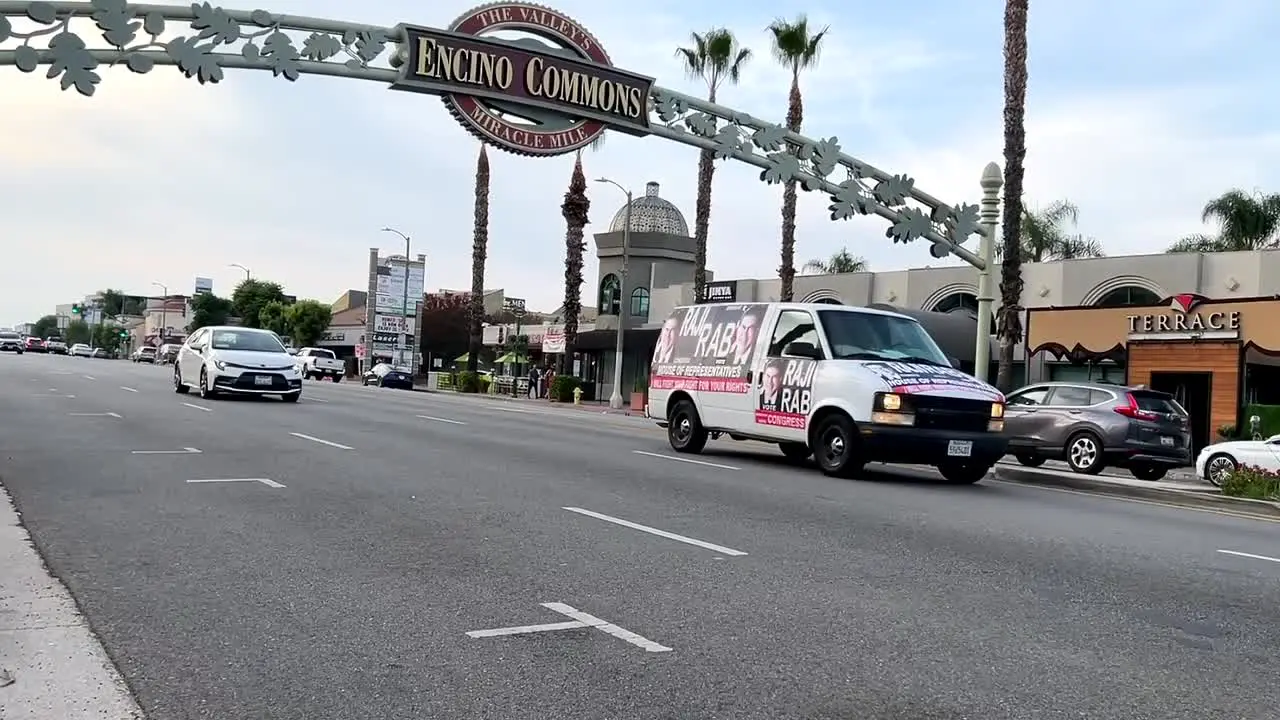 Cars driving on Ventura Boulevard in Encino Commons Los Angeles