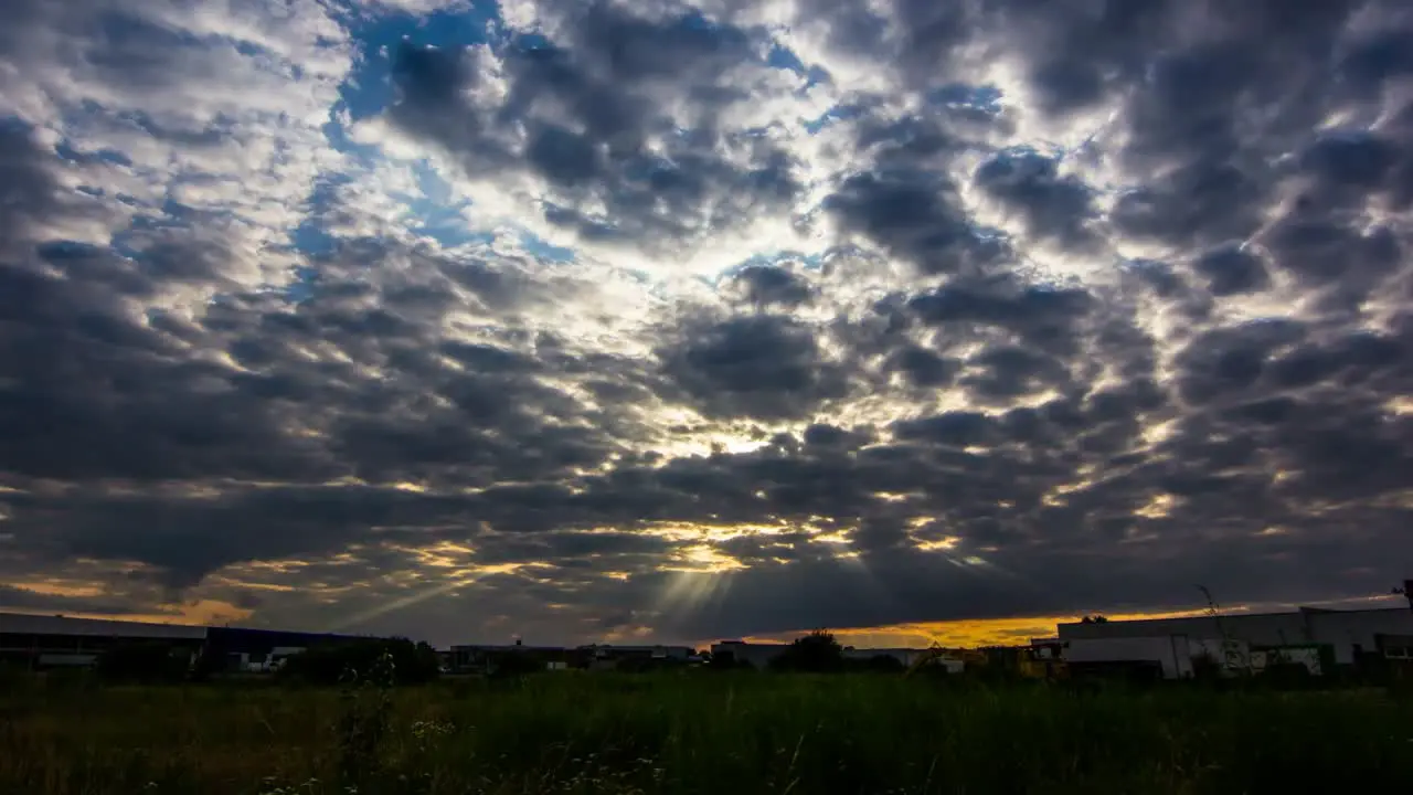 Dramatic Clouds Timelapse by Jama Jamon