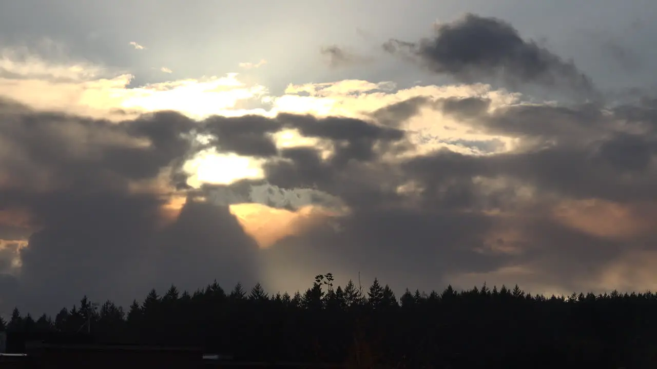 Oregon Late Evening Sun Time Lapse