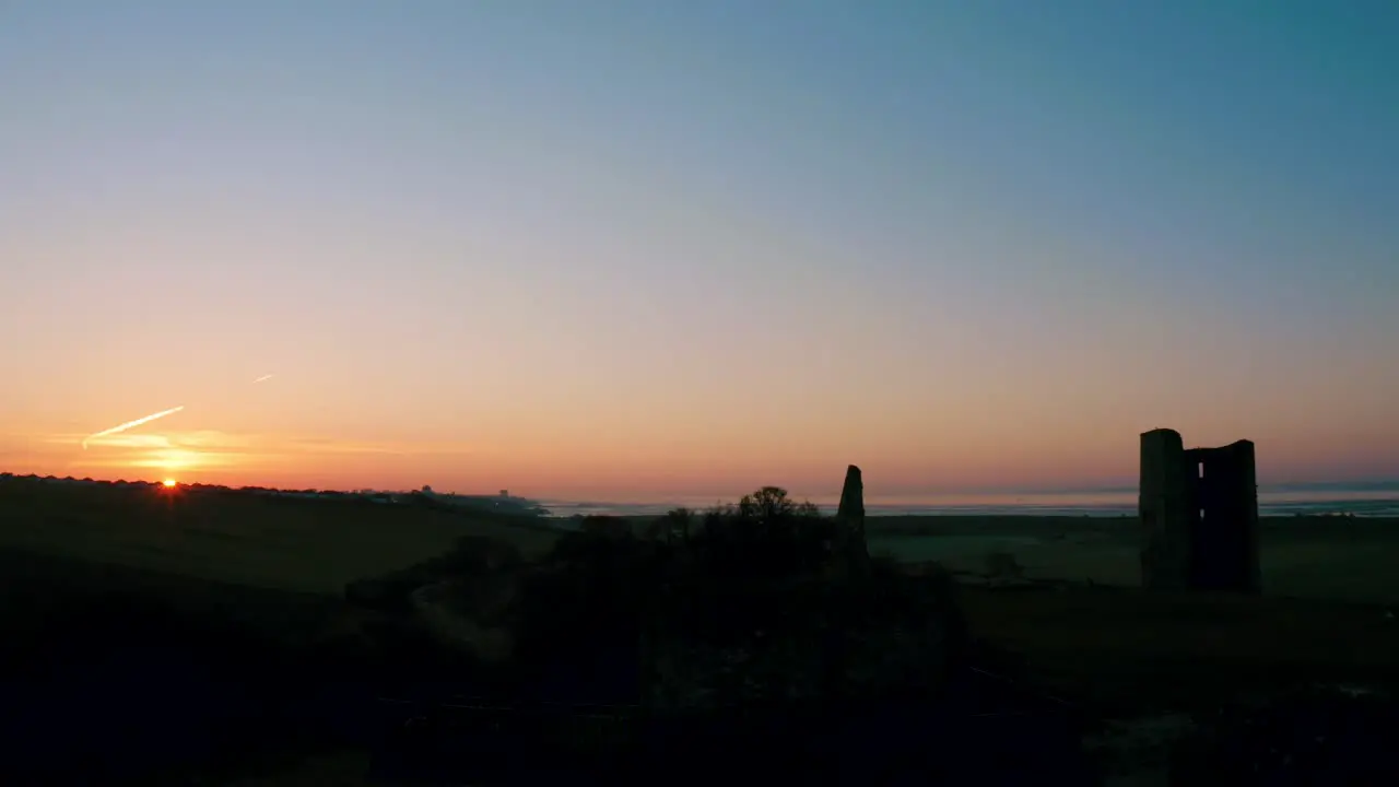 Hadleigh Castle Morning Dawn short castle pivot shows ruins