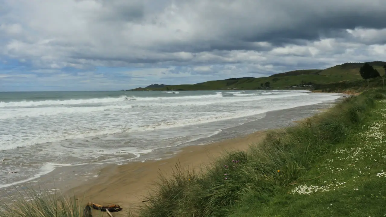 New Zealand Kaka Point Surf