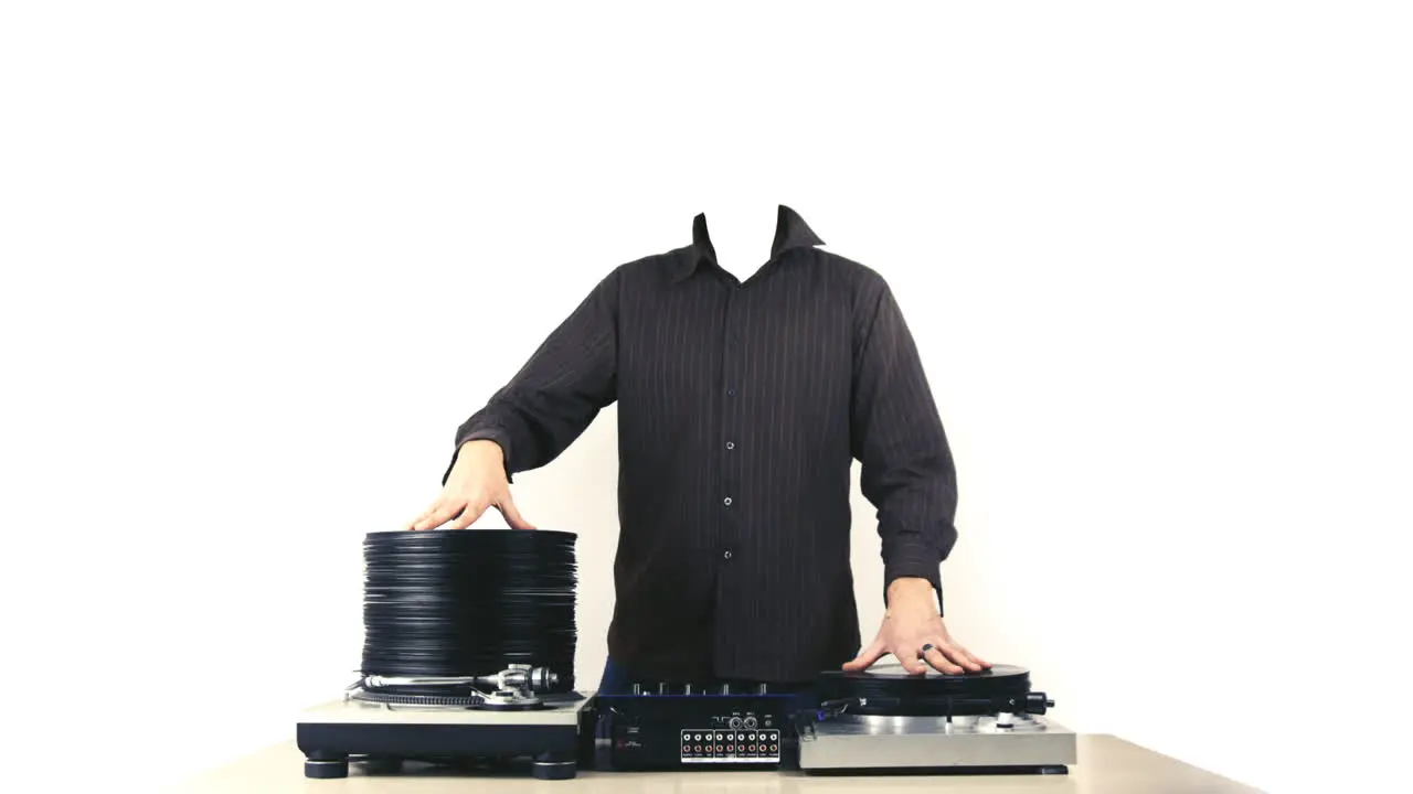 Headless DJ 00