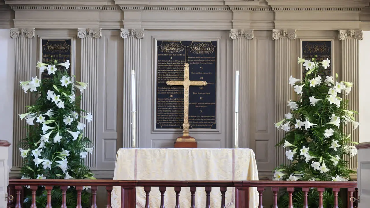 Virginia Colonial Williamsburg Cross In Church