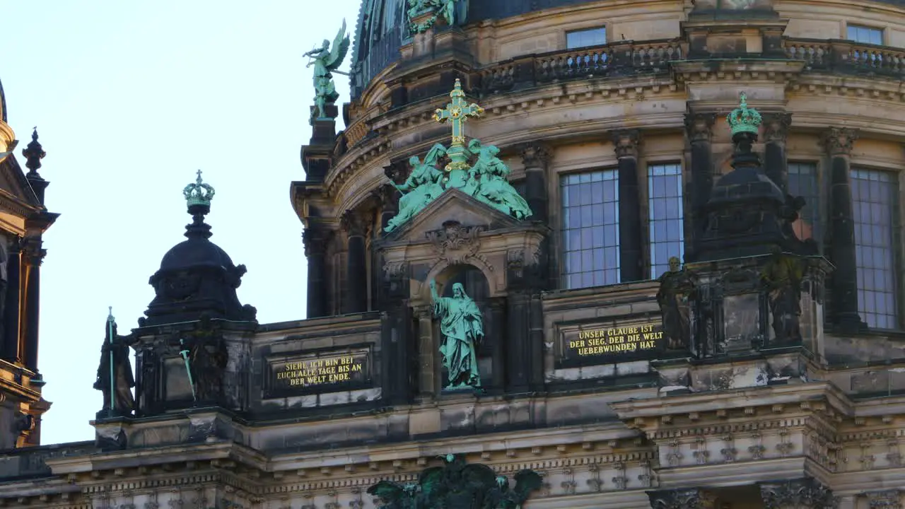 Statues on the Berliner Dom