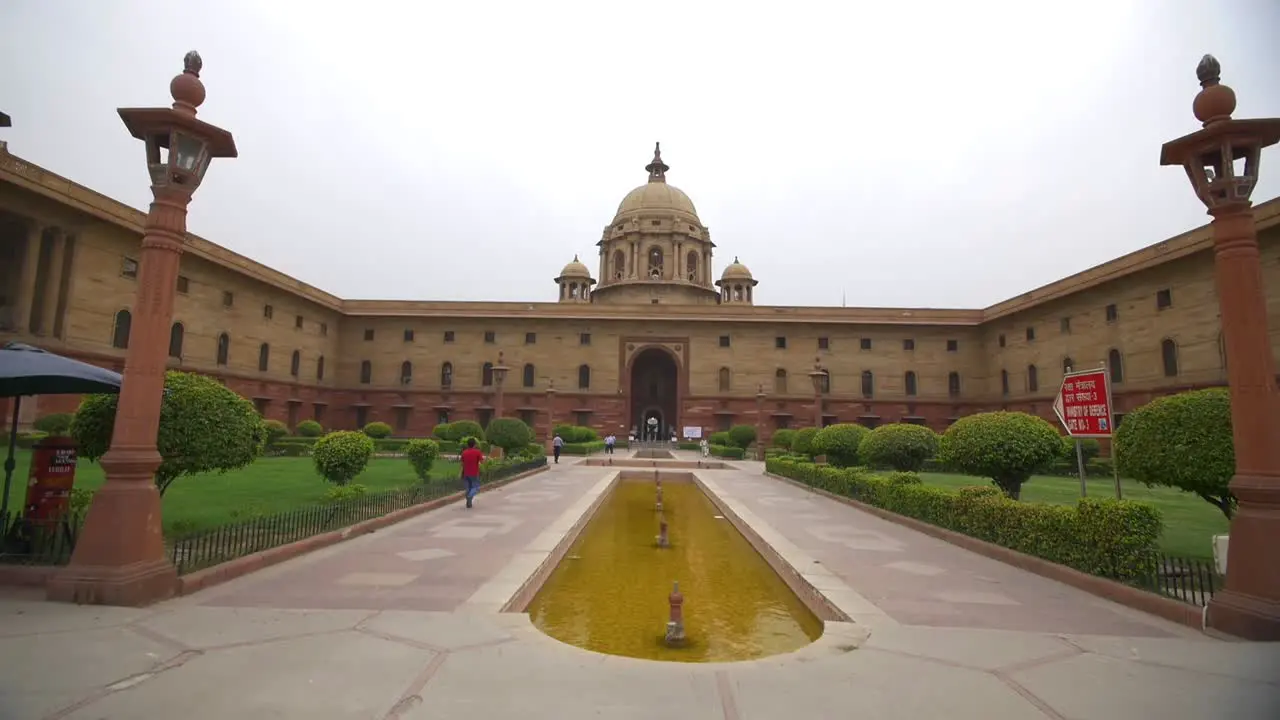 Reveal Shot of the Indian Presidential Building