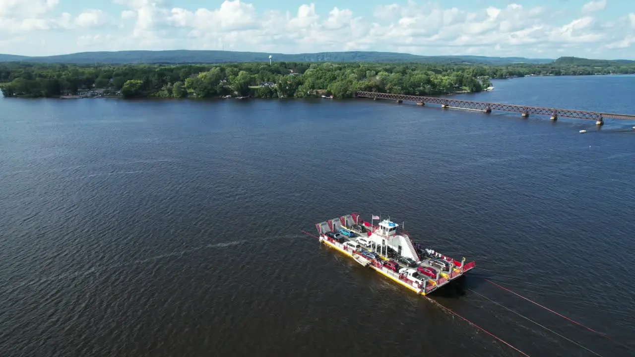 The Merrimac Car Ferry crosses the Wisconsin River-2