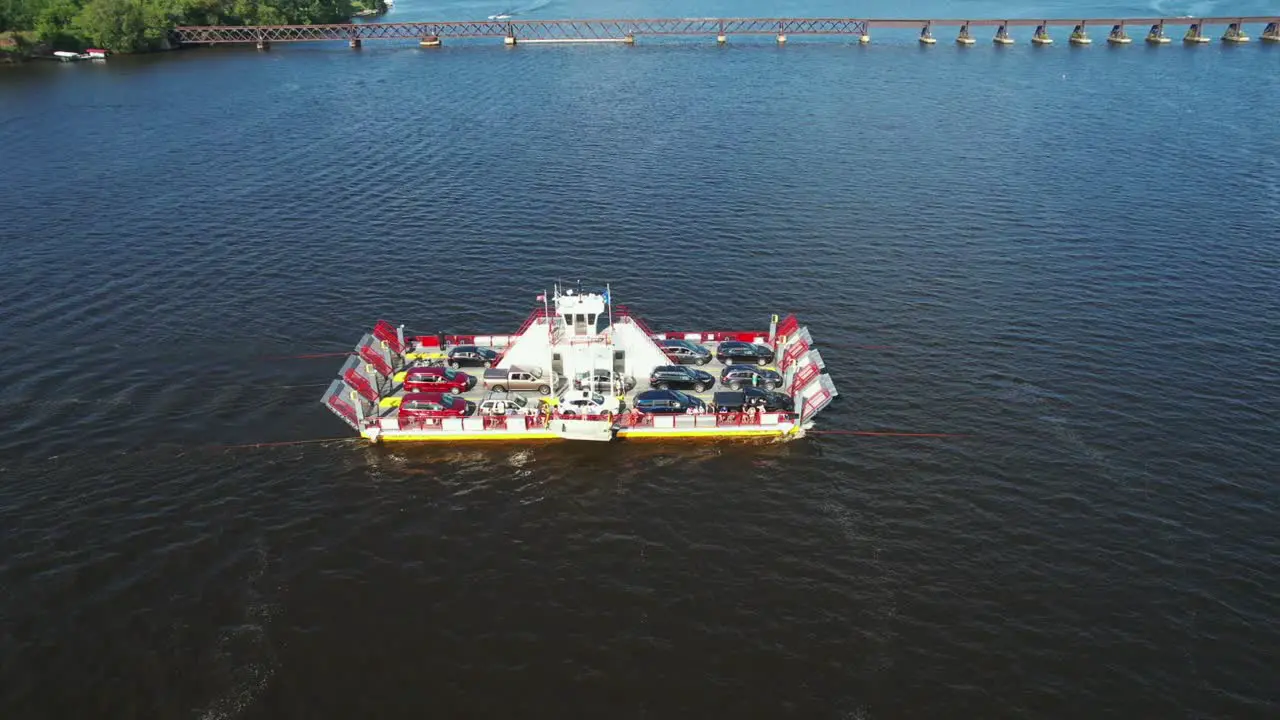 The Merrimac Car Ferry crosses the Wisconsin River-1