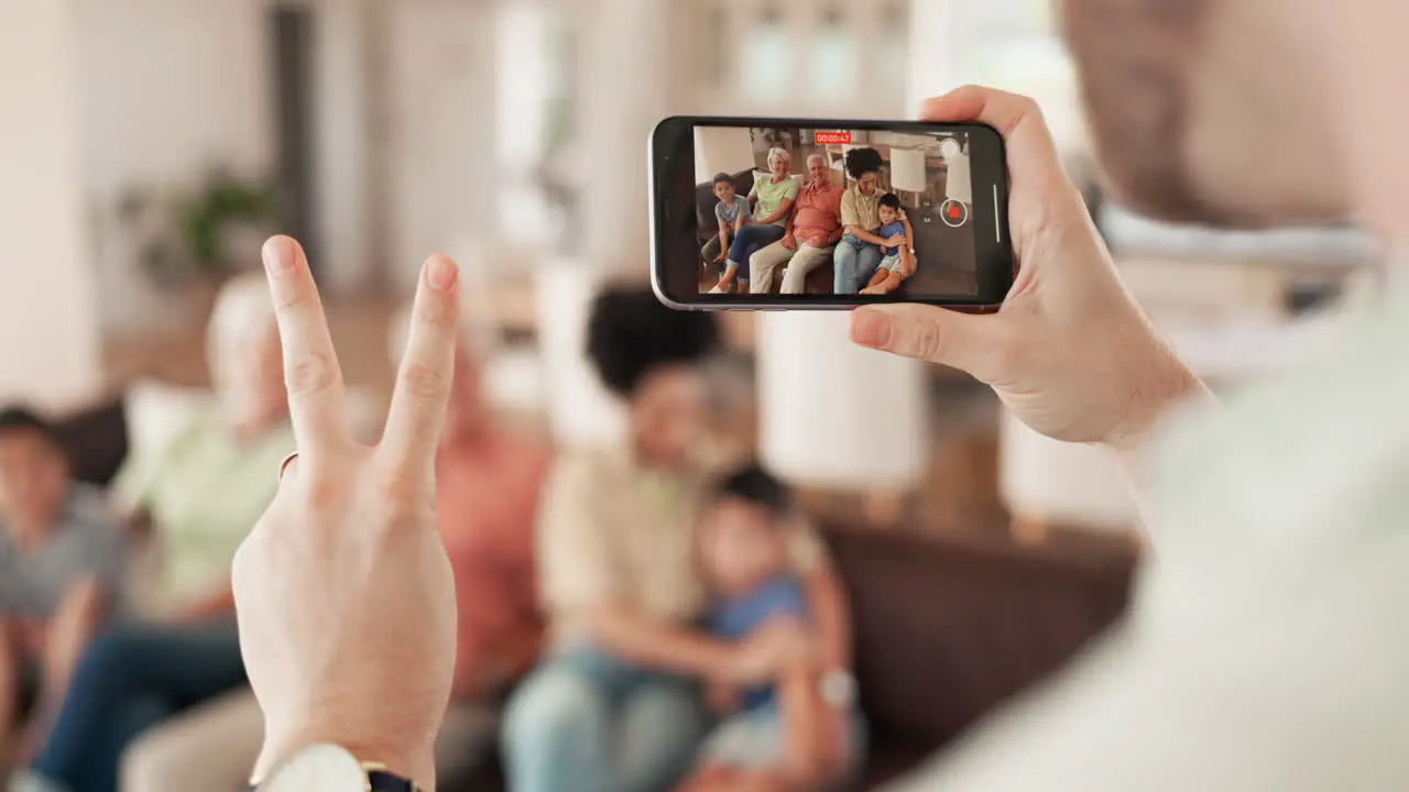 Phone screen hand or countdown for family