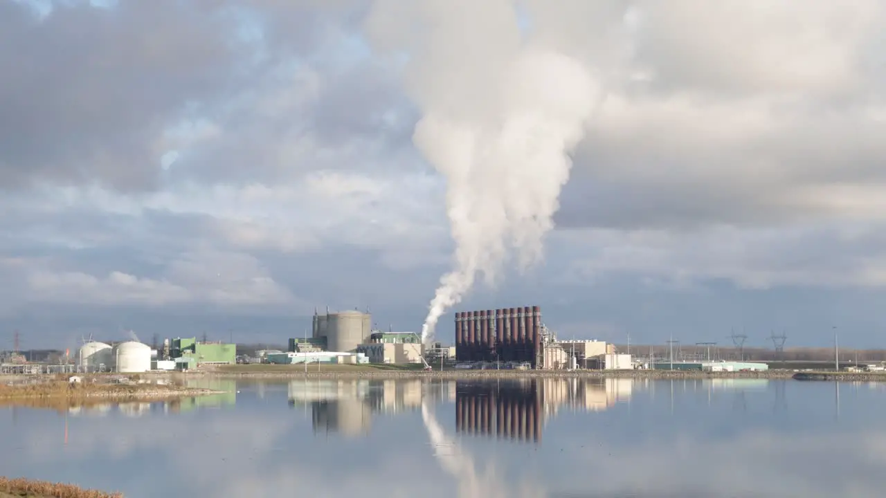 Dow Chemical plant in Midland Michigan wide shot timelpase