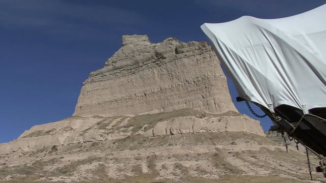 Nebraska Scotts Bluff covered wagon cover