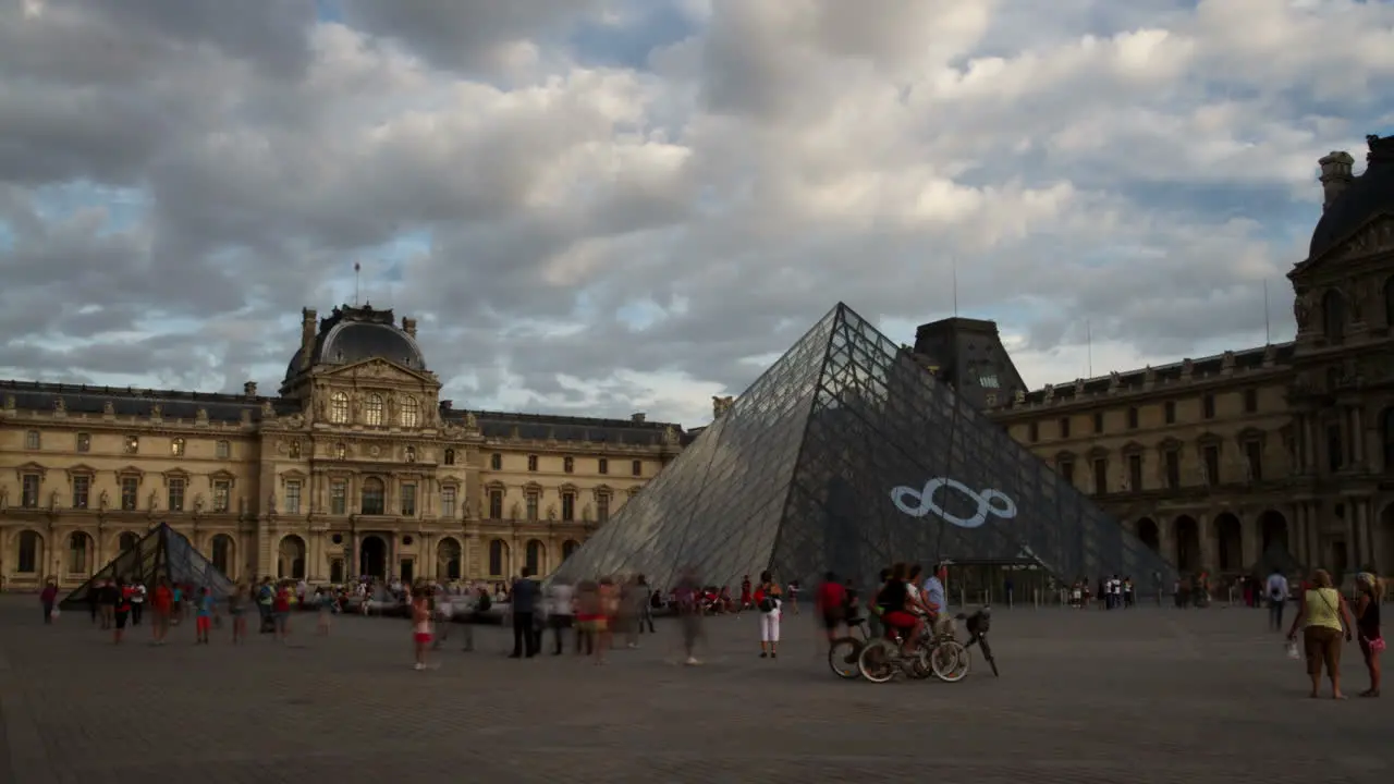 Louvre 04