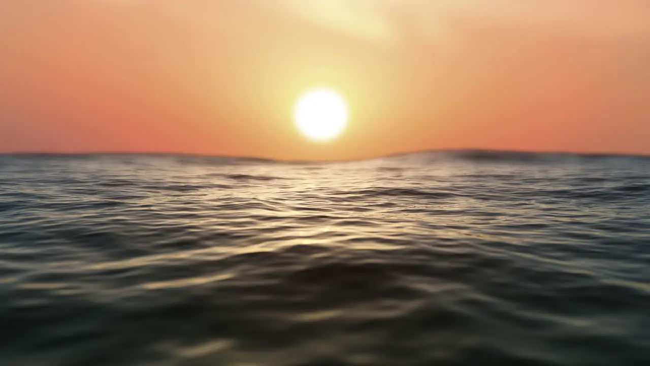 Beautiful Sun reflecting in the ocean Calm Sunset Sea Loop Sunrise 4k