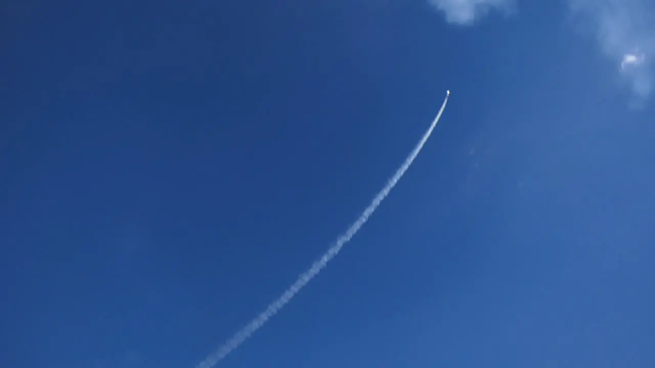 Fighter jet flies over Los Angeles