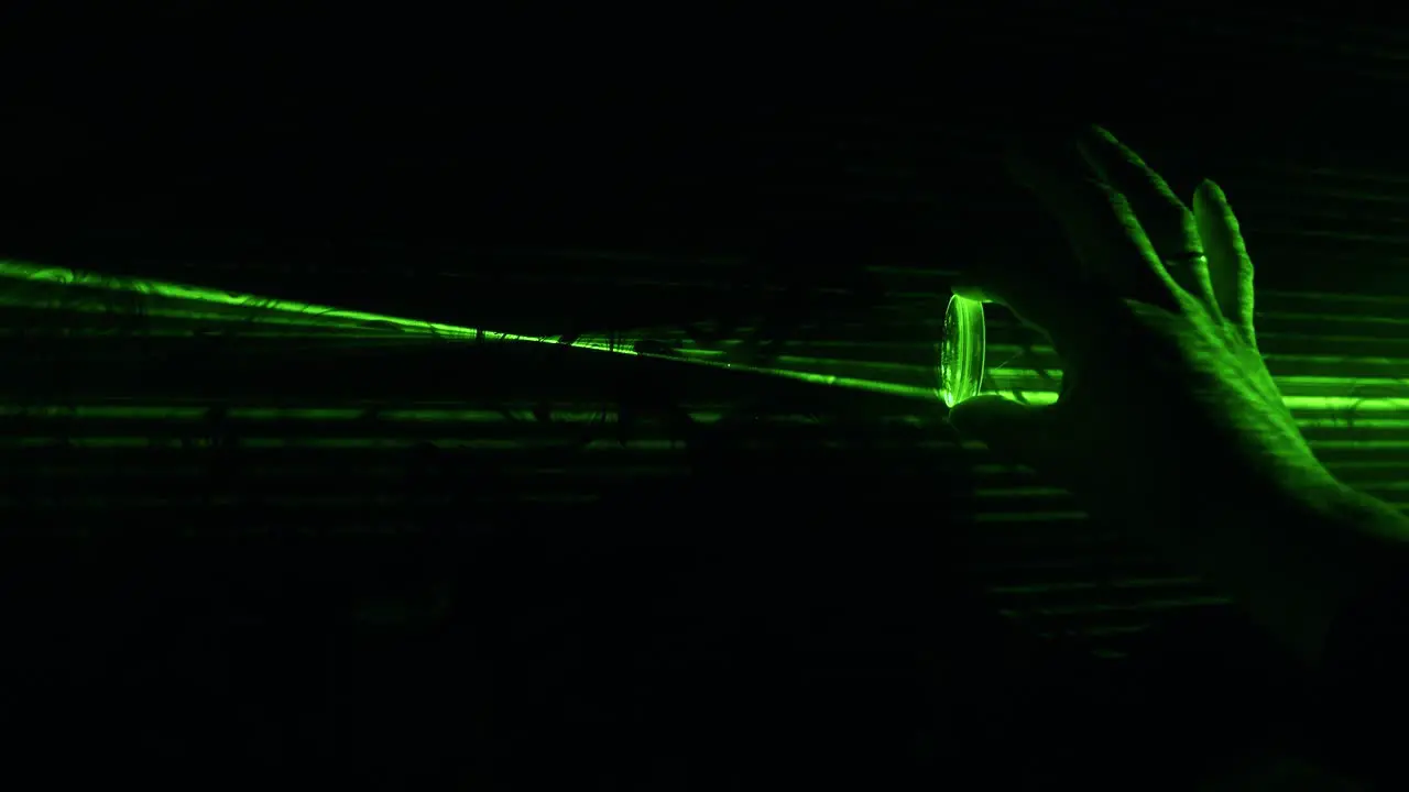 Illustration of convex lens focal point in laser light from diffraction grating