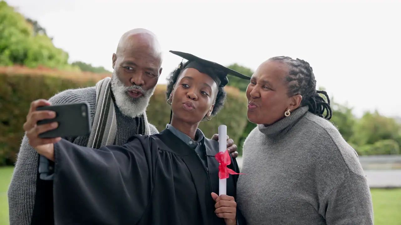 Woman graduation selfie and smile with parents