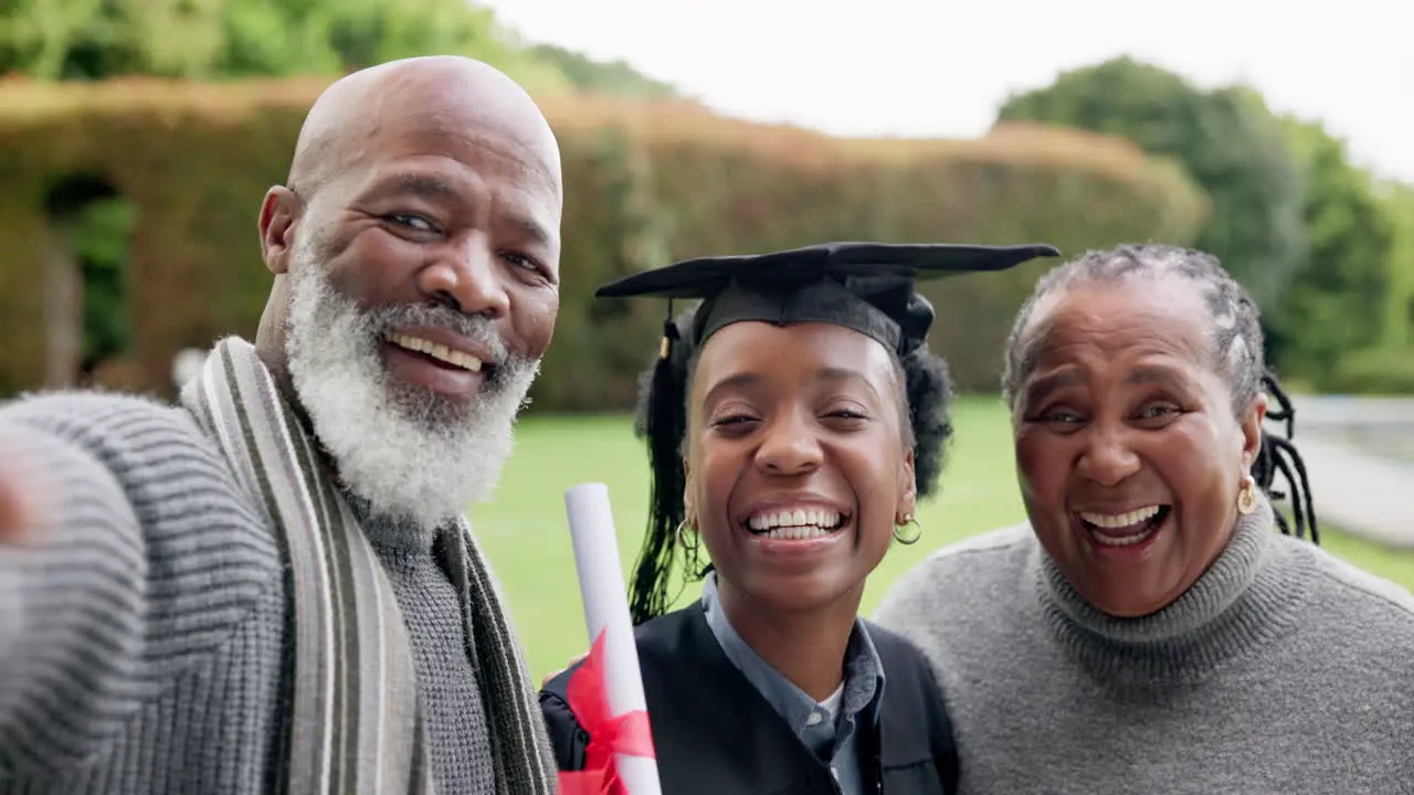 Woman graduation selfie and happy with parents