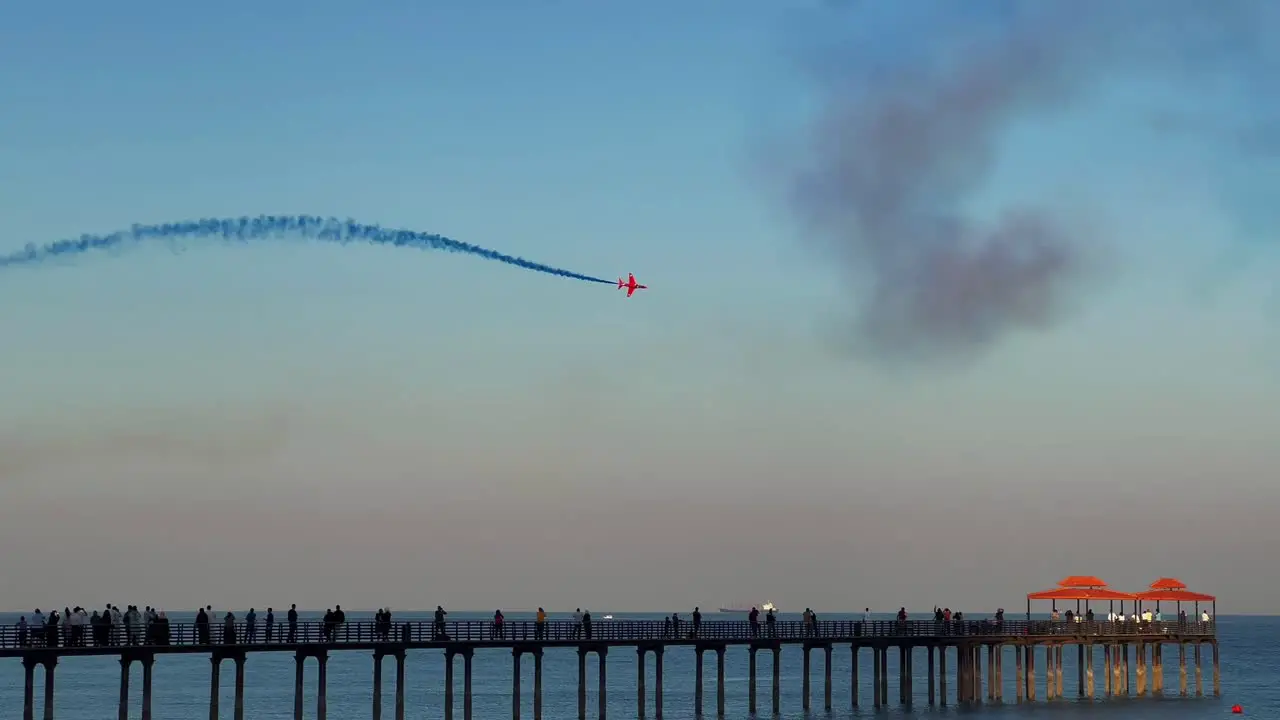 Spin leading to an Opposing Knife Edge Performed by RAF Red Arrows in Kuwait