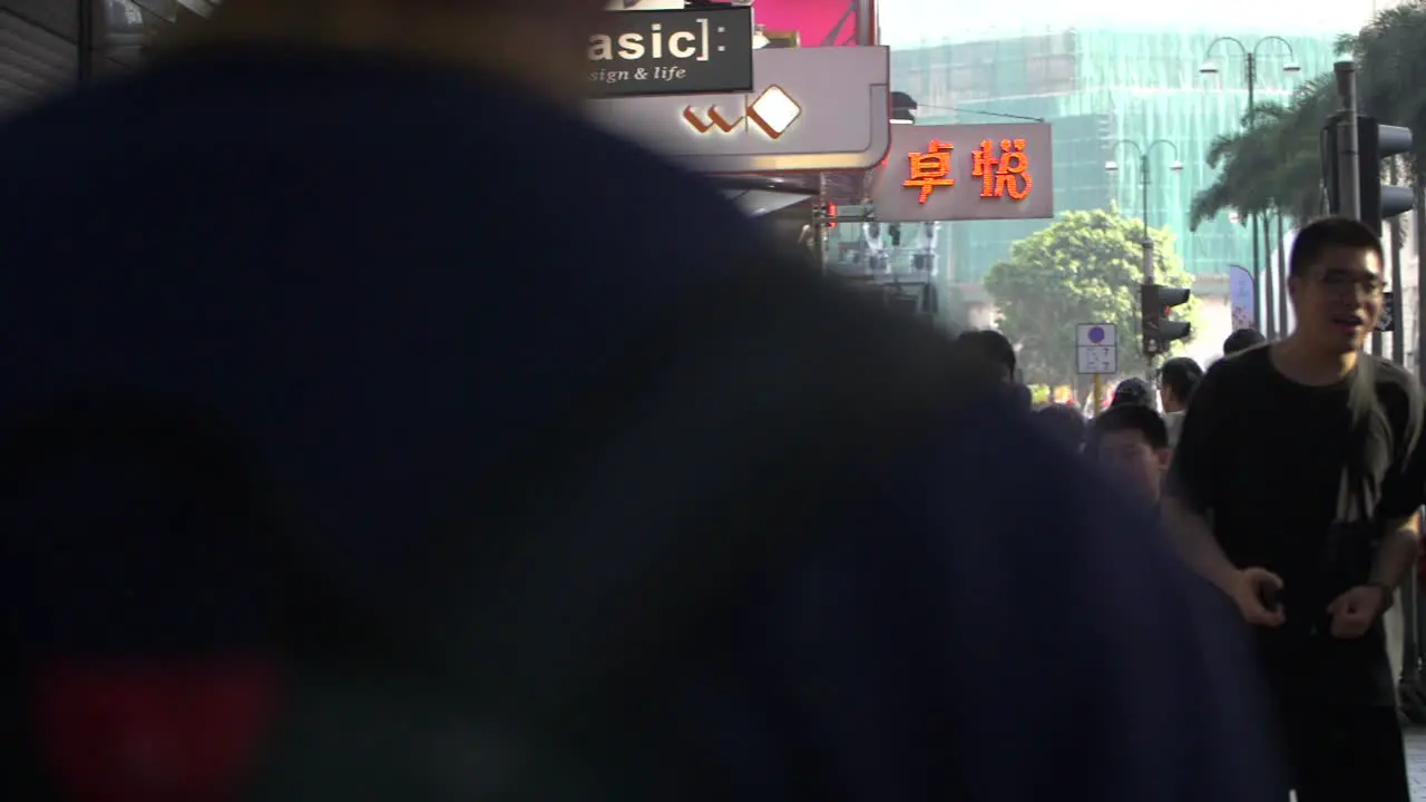 Crowded Hong Kong Sidewalk