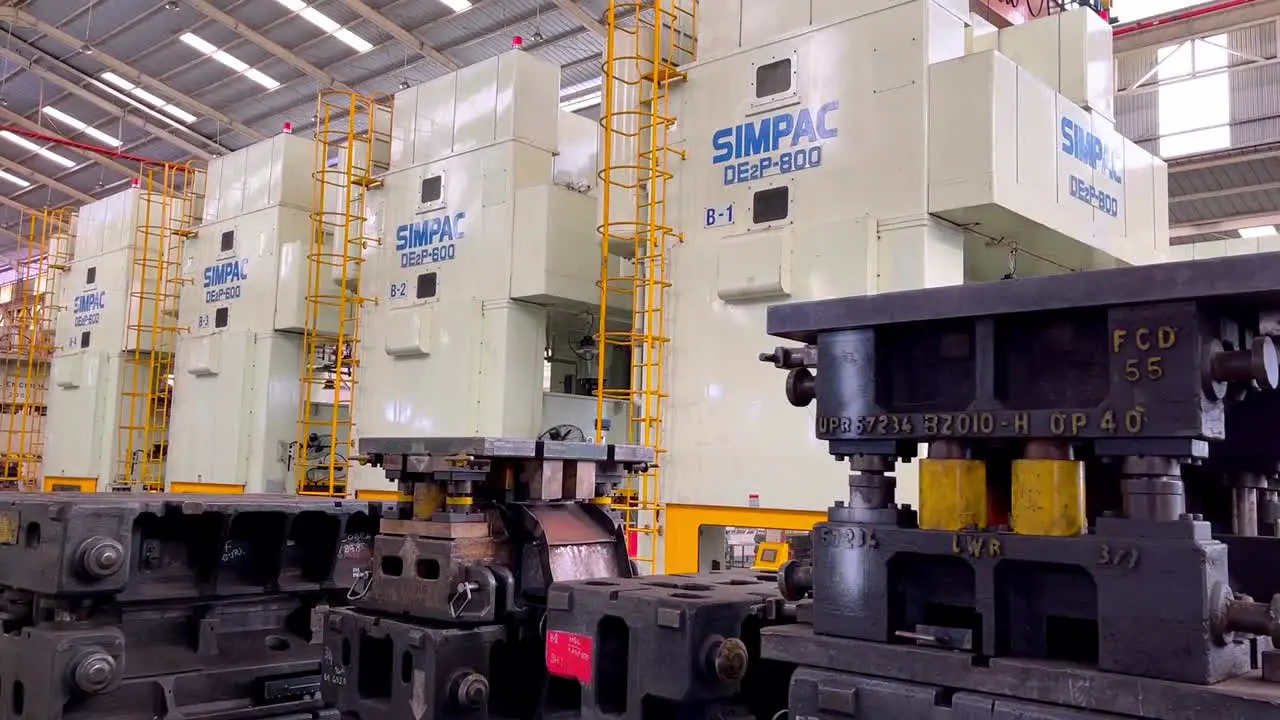 Simpac Warehouse supplier of sophisticated machines used in large-scale industrial production processes