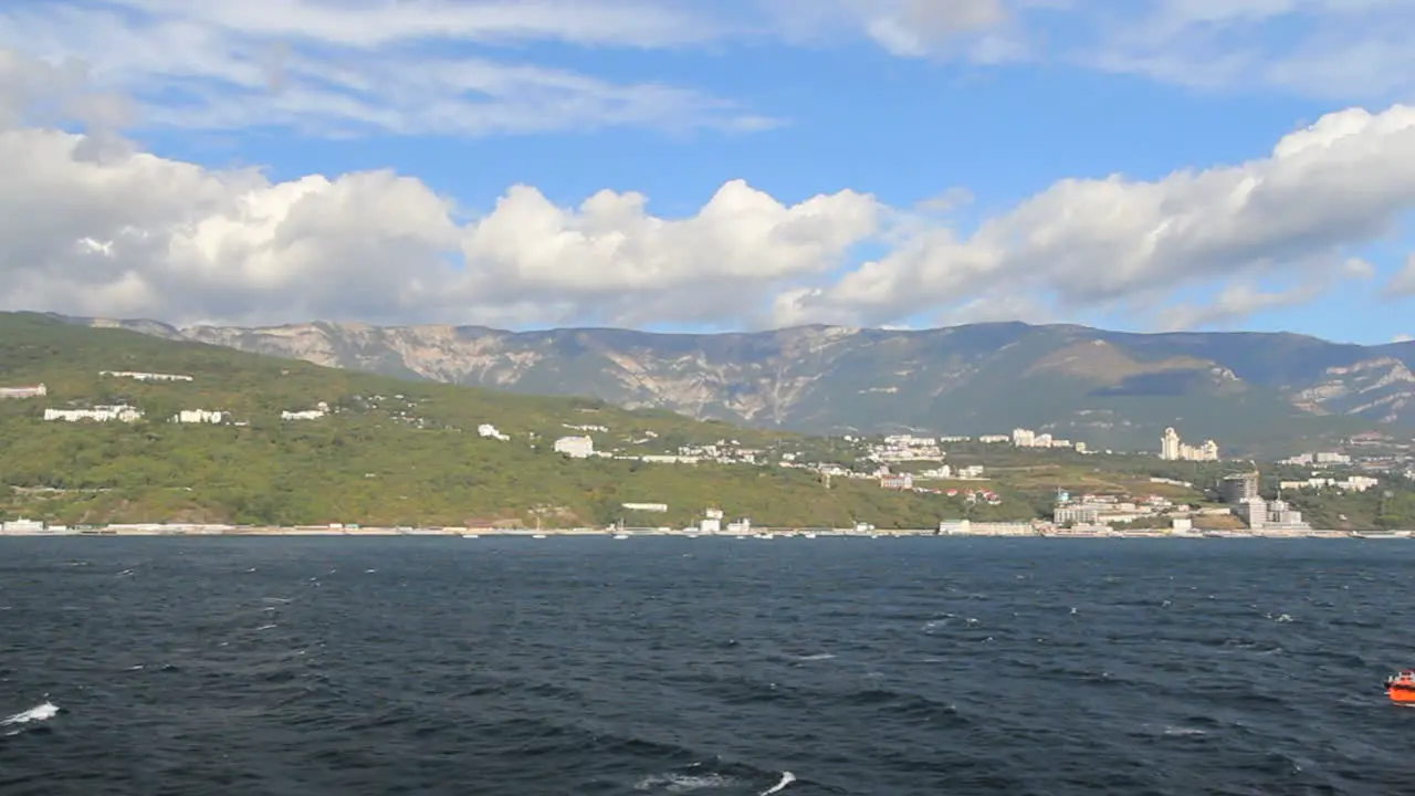 Ukraine 03 Crimean coast approaching Yalta c