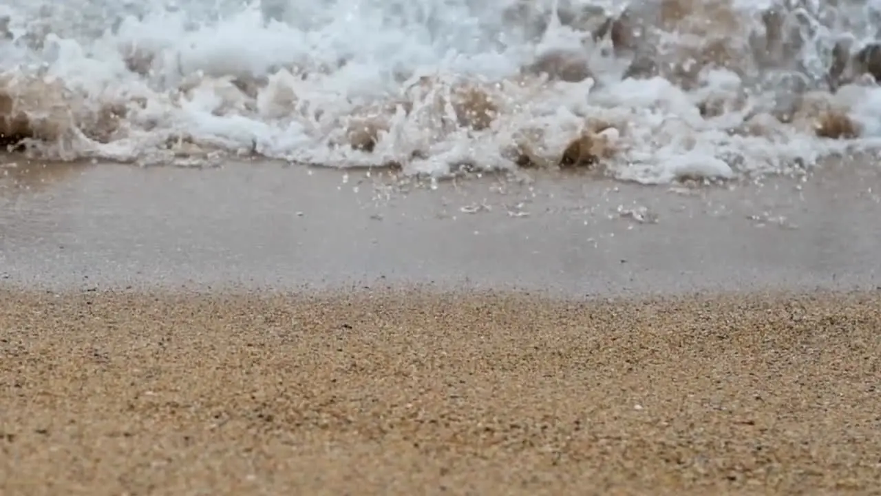 View of wave breaking on the shore