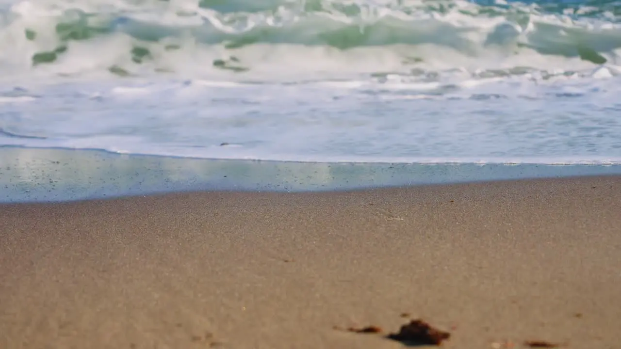 Calm ocean waves with blurred background