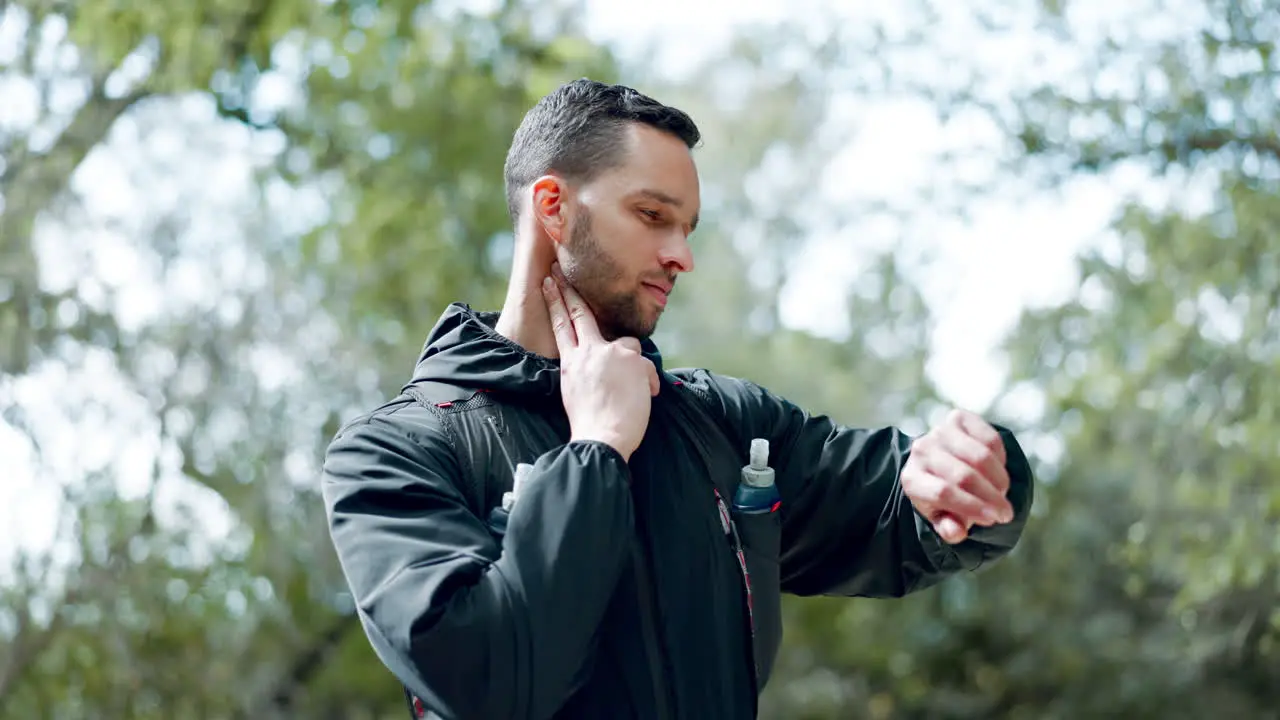 Man checking pulse in neck