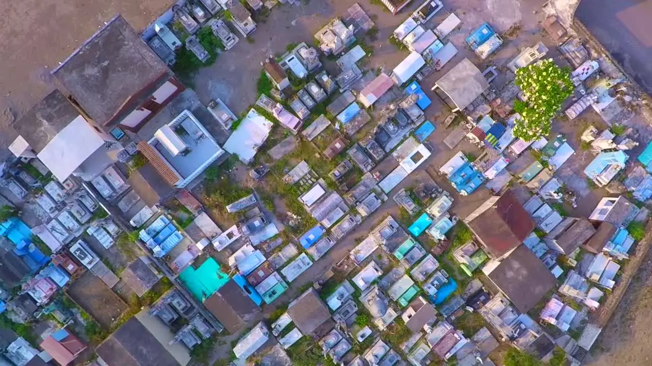 bird view in 360 degrees of a small pantheon in the state of Veraruz Mexico