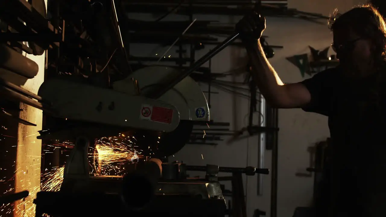 Welder using circular saw machine